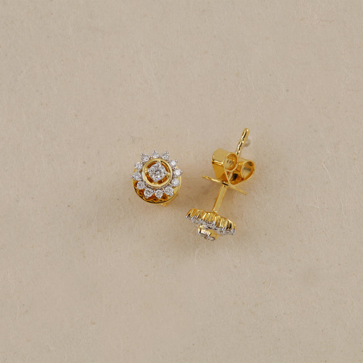 18K YG Cluster Diamond Earring- 1pair