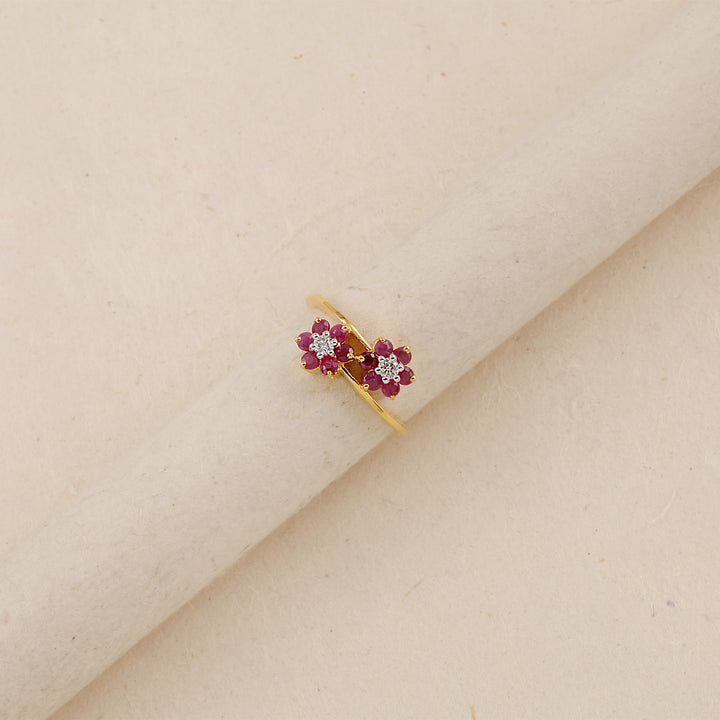 18K YG Cluster Diamond with Ruby Ring-1pc