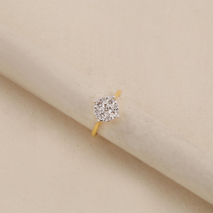 18K YG Cluster Diamond Ring-1pc