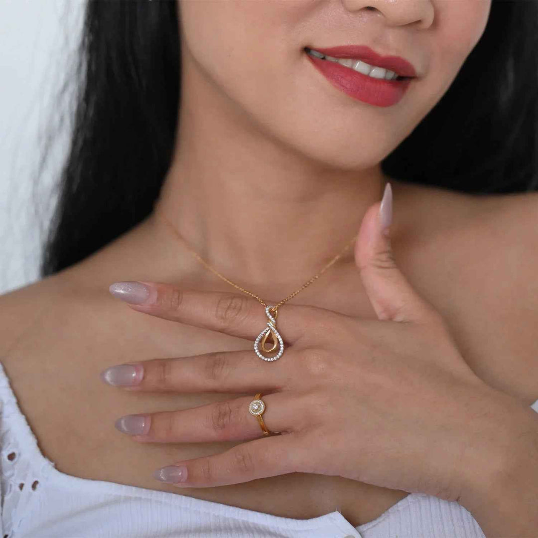 18K YG Cluster Diamond Ring-1pc