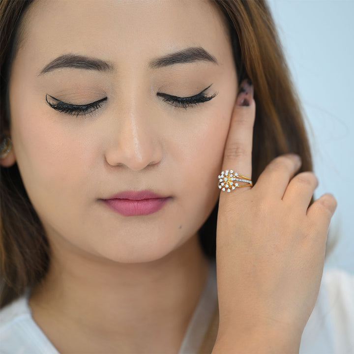 18K YG Cluster Diamond Ring-1pc