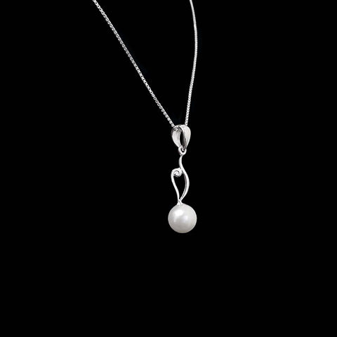 Sterling Silver Necklace with Fresh water pearl