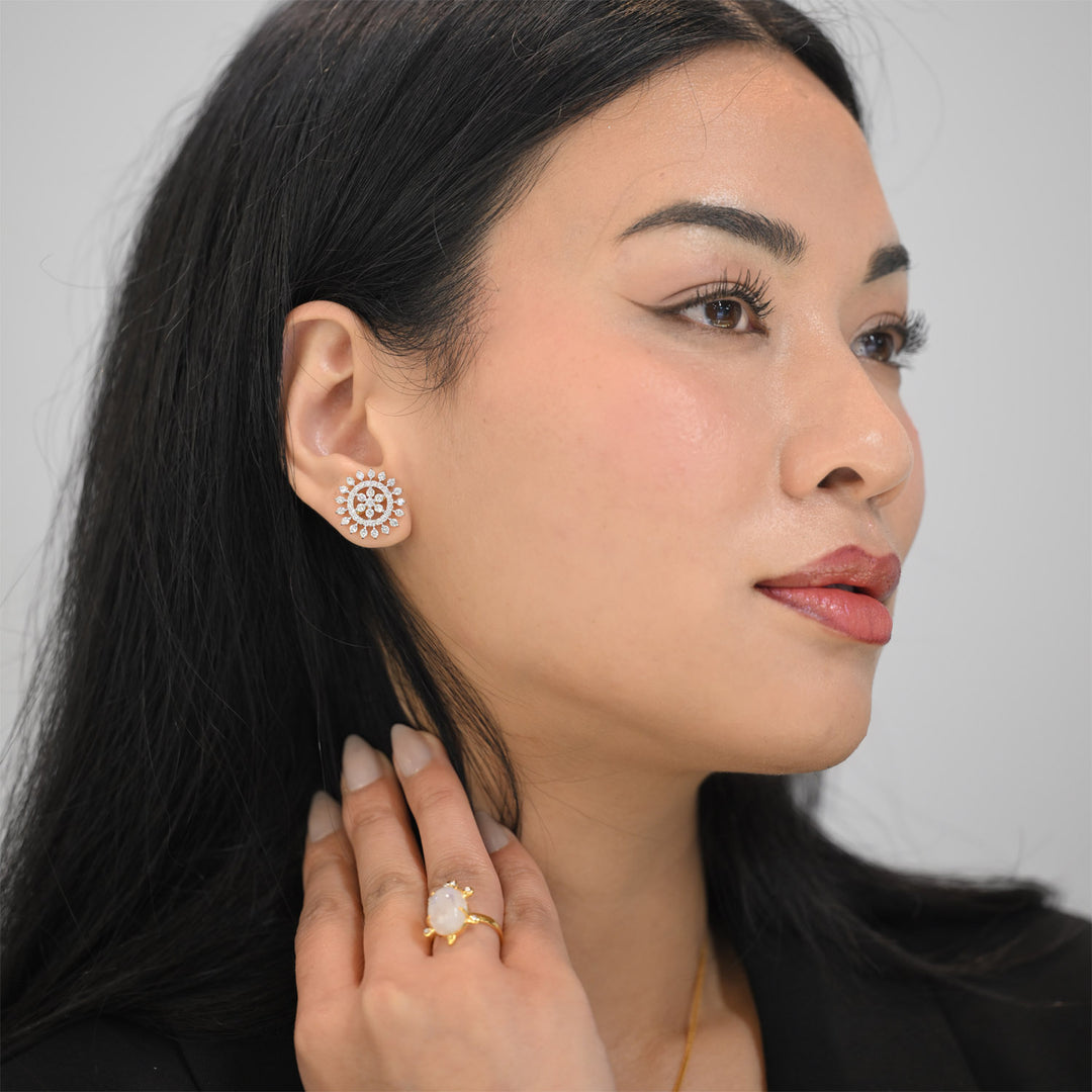 14K YG Flower Diamond Earring- 1pair