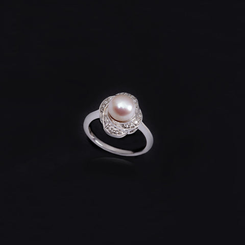 18K WG Diamond with Pearl Ring-1pc