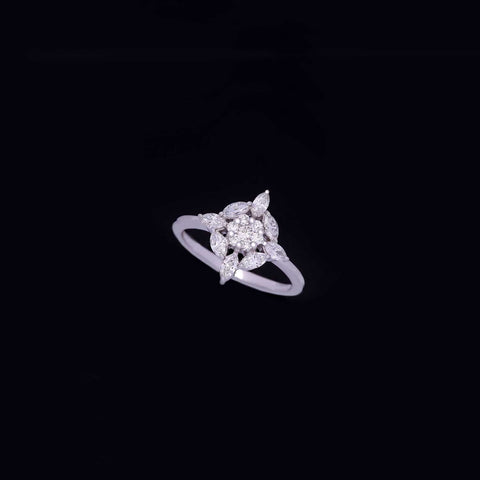 18K WG Cluster Diamond Ring-1pc