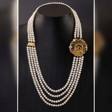 Load image into Gallery viewer, A appealing Collection of diamond Mangalsutra with Precious Gems and Jewels in Gold and Diamonds at RB diamond jewellers.

