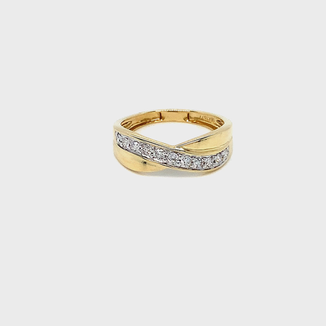 18K YG Cluster Diamond Ring-1pc