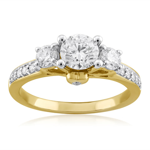 18K YG Women Solitaire with Side Diamond Ring-1pc