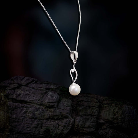 Sterling Silver Necklace with Fresh water pearl